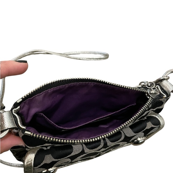 Coach Poppy Signature Pleated Crossbody Bag | Vintage Y2K - Picture 9 of 13